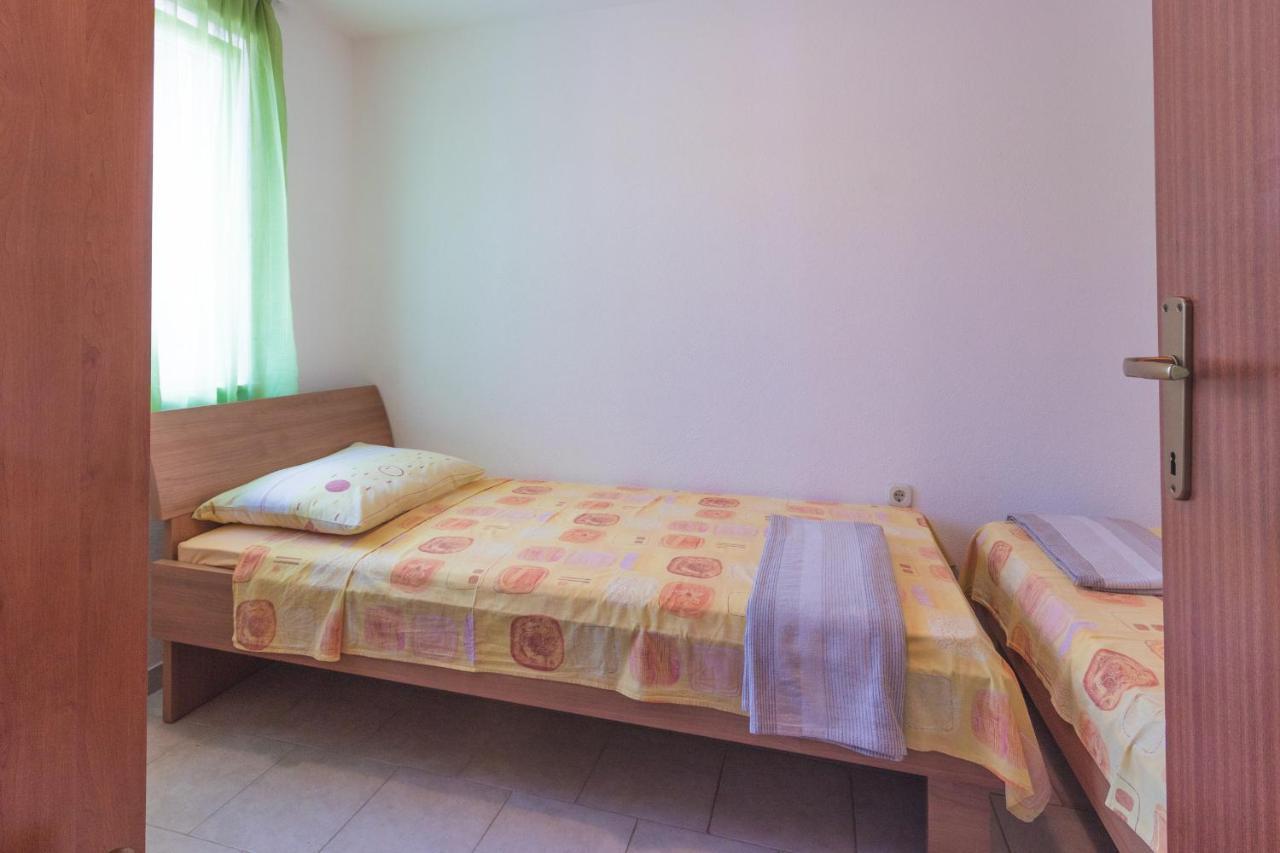 Apartment Gloria Marina Luaran gambar